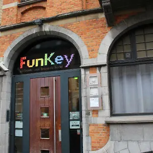 https://funkey-hotel.hotelsantwerp.net